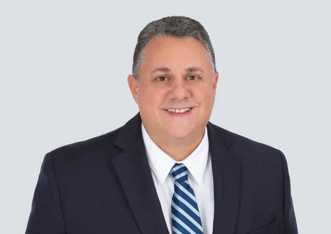 Attorney Demian S. Serianni - K-1 Fiancé Visa Lawyer